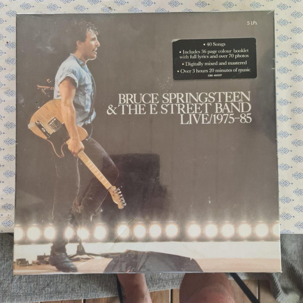 Bruce Springsteen Live 7585. Obruten box Vinylkoll