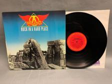 Tumnagel för auktion "Aerosmith - Rock In A Hard Place US Orig-82 !!!!!"