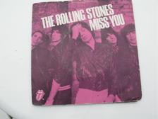 Tumnagel för auktion "ROLLING STONES  -  MISS YOU / FAR AWAY EYES   SINGEL  1978   BARCELONA PRESS"