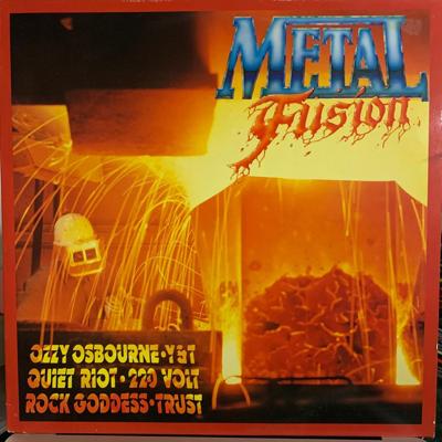 Tumnagel för auktion "V/A METAL FUSION LP / '84 EU Press Hårdrock Heavy Metal Ozzy 220 Volt Trust etc"