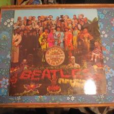 Tumnagel för auktion "The beatles St peppers lonely hearts club band LP"