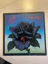 Tumnagel för auktion "Thin Lizzy - Black Rose: A Rock Legend"