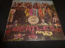 Tumnagel för auktion "Beatles - Sgt. Peppers Lonely Hearts Club Band - UK LP - 1967"