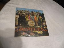 Tumnagel för auktion "The Beatles Ggt Peppers Lonely Hearts Club Band LP"