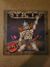 Tumnagel för auktion "Y&T "In Rock We Trust""