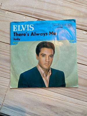 Tumnagel för auktion "Elvis singel there’s always me Judy orange lp vinyl "