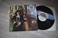 Tumnagel för auktion "Heart Little Queen LP Barracuda rock garage Portrait UK"