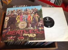 Tumnagel för auktion "Beatles-Seargent Pepper's lonely hearts club band PCS 7027 UK"