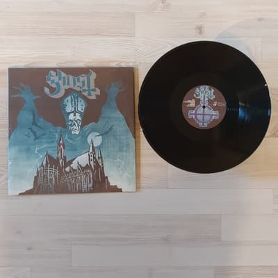 Tumnagel för auktion "Ghost - opus eponymous (rise above records)"