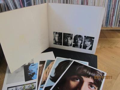 Tumnagel för auktion "Beatles - White Album 2-lp UK 1968 MONO NO AN E.M.I...!!"