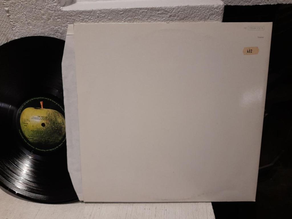 The Beatles White Album 2lp Komplett Med Poster Och Fotografier Fint Skick Vinylkoll