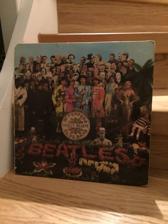 Tumnagel för auktion "LP Vinyl BEATLES LONELY HEARTS"