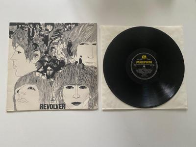 Tumnagel för auktion "The Beatles - Revolver UK ORIGINAL "
