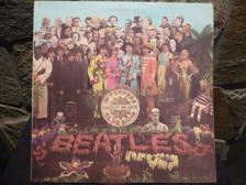 Tumnagel för auktion "THE BEATLES - Sgt. Peppers Lonely Hearts..-Parlophone, 1967"