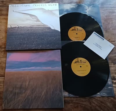 Tumnagel för auktion "Neil Young / Prairie Wind / Reprise Records / 2 LP"