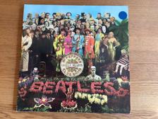 Tumnagel för auktion "LP The Beatles – Sgt. Pepper's Lonely Hearts Club Band PMC 7027 XEX637•1 UK"