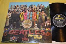 Tumnagel för auktion "Sgt PEPPERS LONELY HEARTS CLUB BAND The Beatles LP"