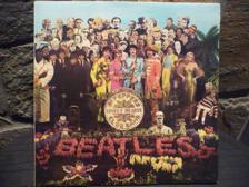 Tumnagel för auktion "THE BEATLES - Sgt.Peppers Lonely Hearts Club Band - Parlophone PCS 7027, 1967"