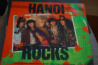 Tumnagel för auktion "Hanoi Rocks "Up around the bend" MAXI"