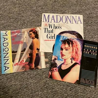 Tumnagel för auktion "3 x Madonna vinylskivor"