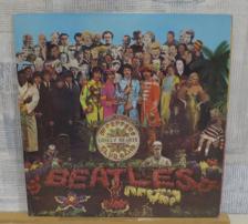 Tumnagel för auktion "BEATLES :: SGT.PEPPER`S LONELY HEARTS CLUB BAND  (LP) UK Orig ` Mono `"