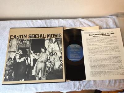 Tumnagel för auktion "V/A CAJUN SOCIAL MUSIC LP -77 US FOLKWAYS FA 2621"