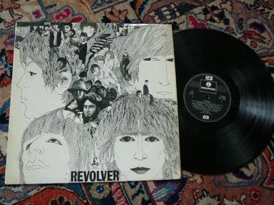 Tumnagel för auktion "THE BEATLES - REVOLVER UK LP"