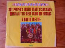 Tumnagel för auktion "The Beatles: Sgt. Pepper´s lonely hearts club band +2   USA?"