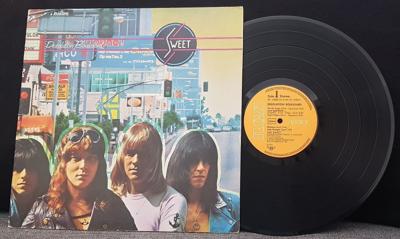 Tumnagel för auktion "Sweet – Desolation Boulevard RARE LP 1974 Fox On The Run Gatefold"