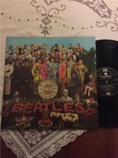 Tumnagel för auktion "BEATLES SGT PEPPERS LONELY HEARTS CLUB BAND  LP"