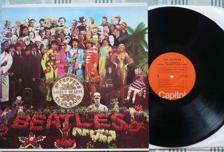 Tumnagel för auktion "Beatles - Sgt Peppers Lonely Hearts Club Band ( Capitol SMAS 2653)"