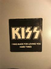 Tumnagel för auktion "Kiss I Was Made For Loving You singel 1979 Casablanca Svensk Press"