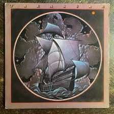 Tumnagel för auktion "TREASURE - Same 1977. US Press! KISS. VINNIE VINCENT. Prog-Rock. LP"