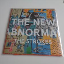 Tumnagel för auktion "The Strokes - The New Abnormal VINYL LP Mint Inplastad / oöppnad Indie Rock"