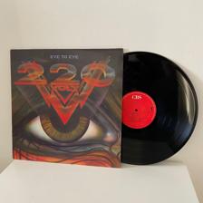 Tumnagel för auktion "220 Volt - Eye To Eye 1988 Vinyl LP"