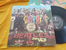 Tumnagel för auktion "The Beatles   Sgt . Pepper's Lonely hearts Club Band"