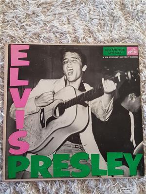 Tumnagel för auktion "Elvis presley debut album 1956 USA press"