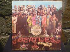 Tumnagel för auktion "THE BEATLES - Sgt. Peppers Lonely Hearts Club Band - Parlophone PCS 7027,1967"