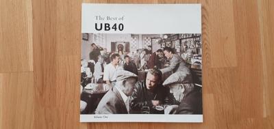 Tumnagel för auktion "UB 40  The Best of  vol.1 Dep International DM 208717-630  GATEFOLD"