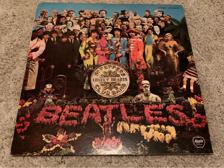 Tumnagel för auktion "Beatles - Sgt Peppers Lonely Hearts Club Band Japan NM"