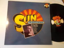 Tumnagel för auktion "V/A SUN - THE ROOTS OF ROCK - Vol.1 Catalyst, LP Charly UK 1976"