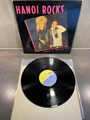 Tumnagel för auktion "Vinyl! Hanoi Rocks – Back To Mystery City! Originalpress! "
