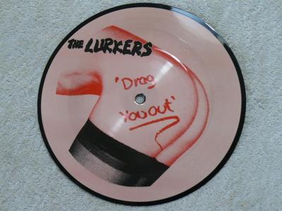 Tumnagel för auktion "THE LURKERS - Drag You Out"
