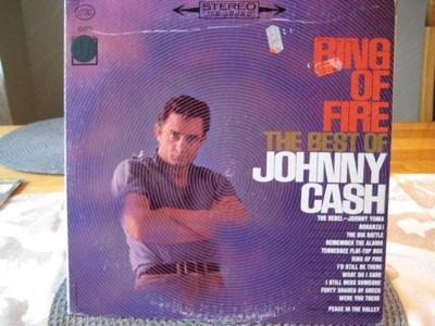 Tumnagel för auktion "LP: JOHNNY CASH: " RING OF FIRE - THE BEST OF JOHNNY CASH ""