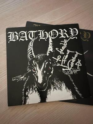 Tumnagel för auktion "Bathory S/T. Black mark-1984. Signed by Quorthon. Mayhem, Darkthrone, Burzum."