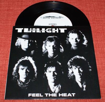 Tumnagel för auktion "Twilight Zone Feel The Heat "swedish hard rock""
