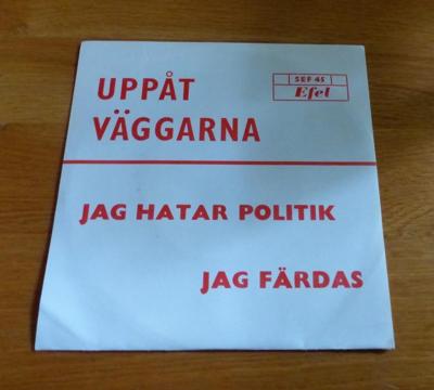 Tumnagel för auktion "UPPÅT VÄGGARNA - "JAG HATAR POLITIK" / "JAG FÄRDAS" 1971"