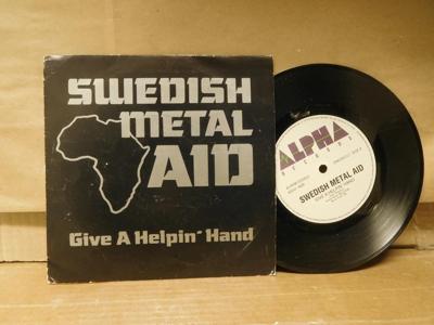 Tumnagel för auktion "SWEDISH METAL AID - GIVE A HELPIN´ HAND - V/A -ETCHED"