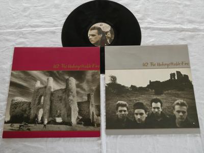 Tumnagel för auktion "U2 The Unforgettable Fire Island U25 1985"