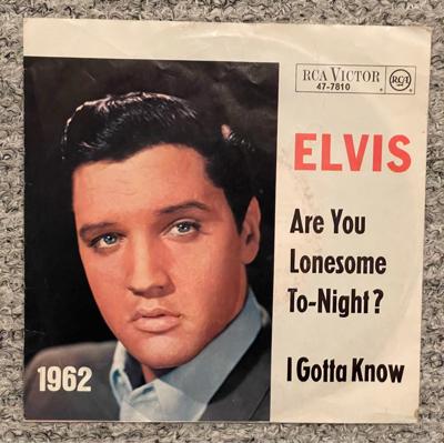 Tumnagel för auktion "Singel Elvis ”Are you lonesome tonight” 1962 Yearcover"
